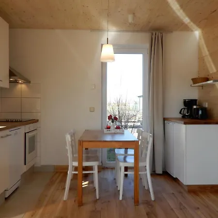 Kuschelige Ferienwohnung -- Jo -- Holzferienhaus In Nahe Wismar, 500 Meter Zum Ostsee Strand, 4 Personen, Alles Inklusive *