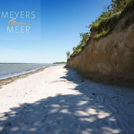 Kuschelige Ferienwohnung -- Jo -- Holzferienhaus In Nahe Wismar, 500 Meter Zum Ostsee Strand, 4 Personen, Alles Inklusive